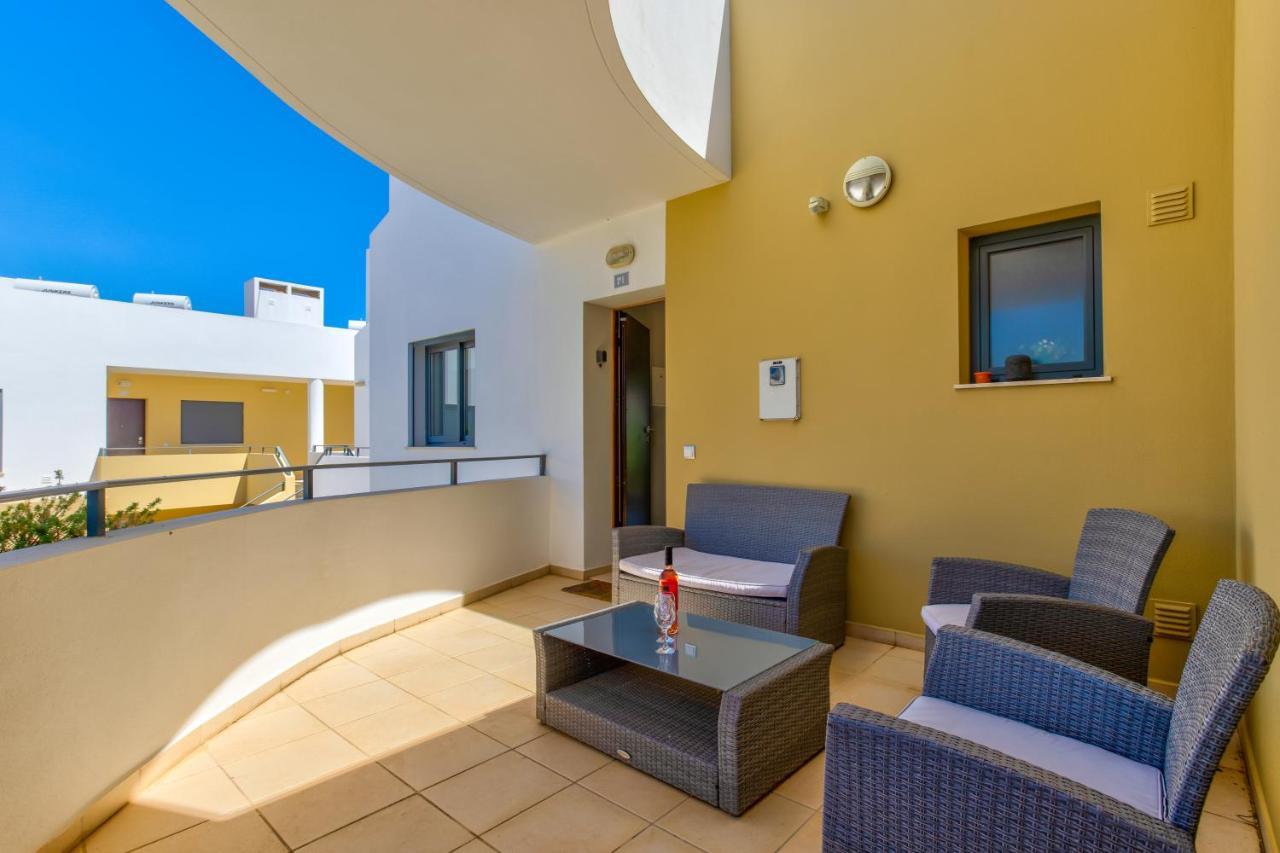 One Bedroom Apartment In Albur Village 2J อัลวอร์ ภายนอก รูปภาพ