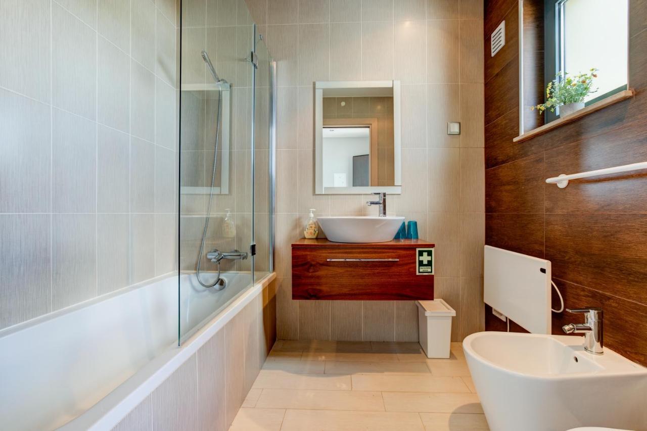 One Bedroom Apartment In Albur Village 2J อัลวอร์ ภายนอก รูปภาพ